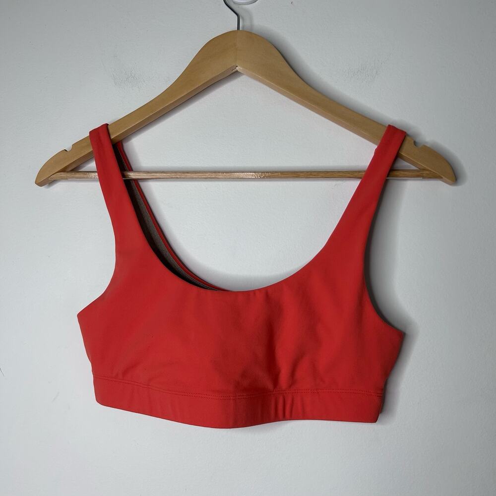 Vuori Daily Sports Bra Grapefruit Womens Small Workout Athleisure Loungewear - Picture 4 of 8